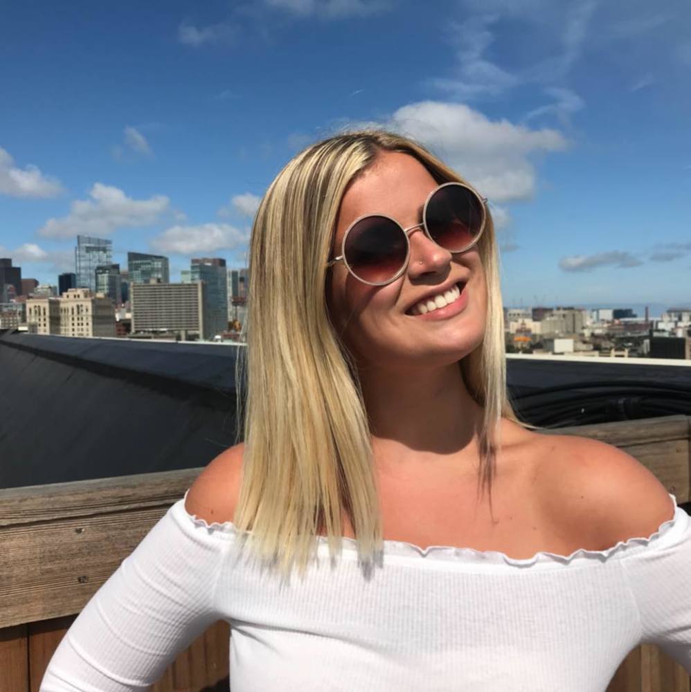 Meet your Posher, Olivia